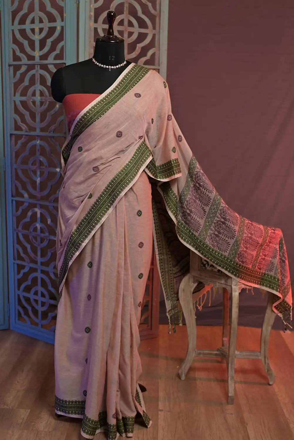 Pokhi (পখী)