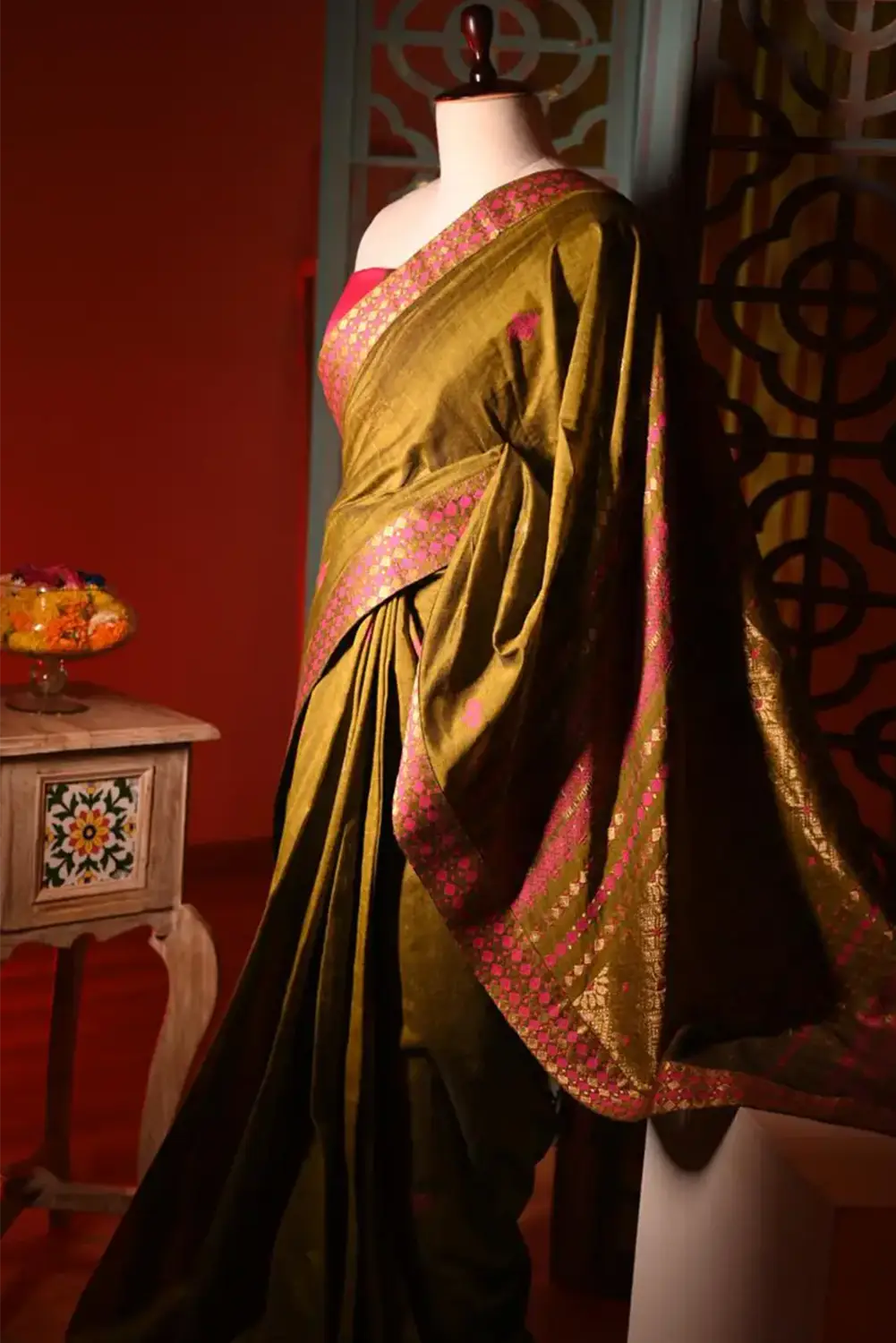 Gulapi (গোলাপী):