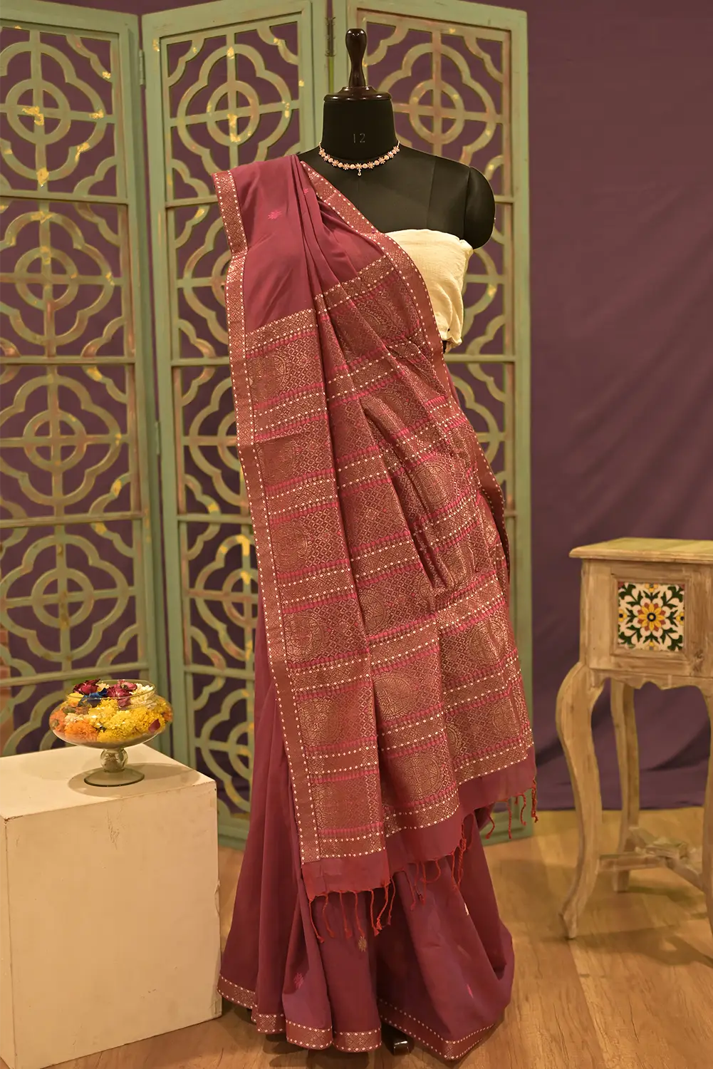 Rini (ৰিনী)