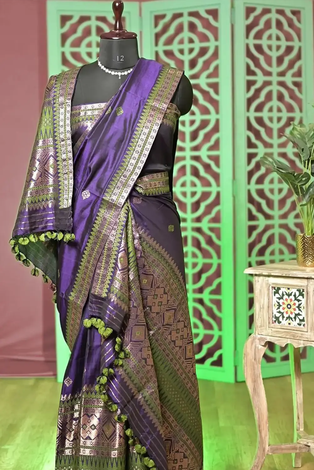 Morom (মৰম)