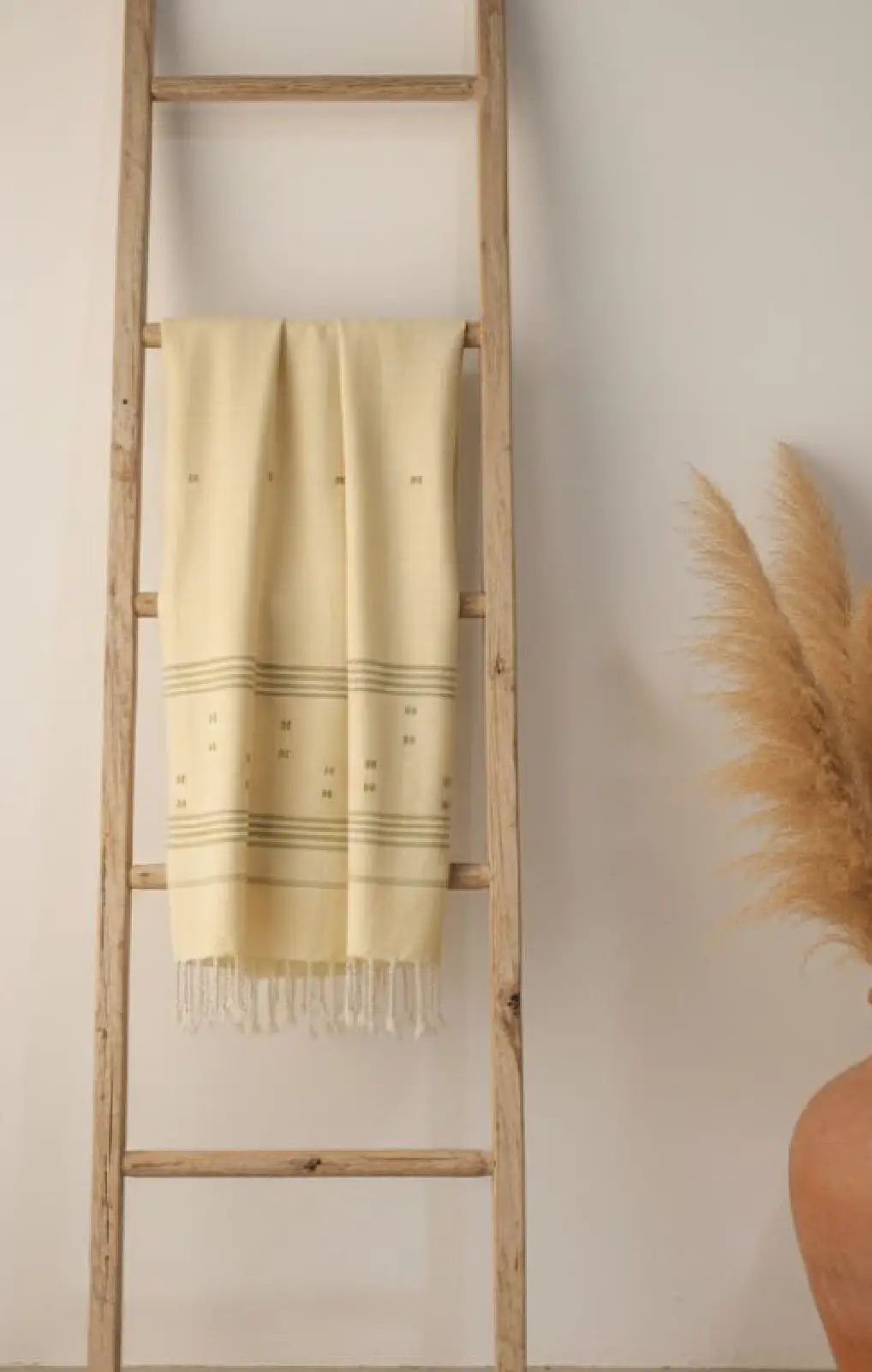 The Minimalist Weave Eri Cotton Stole